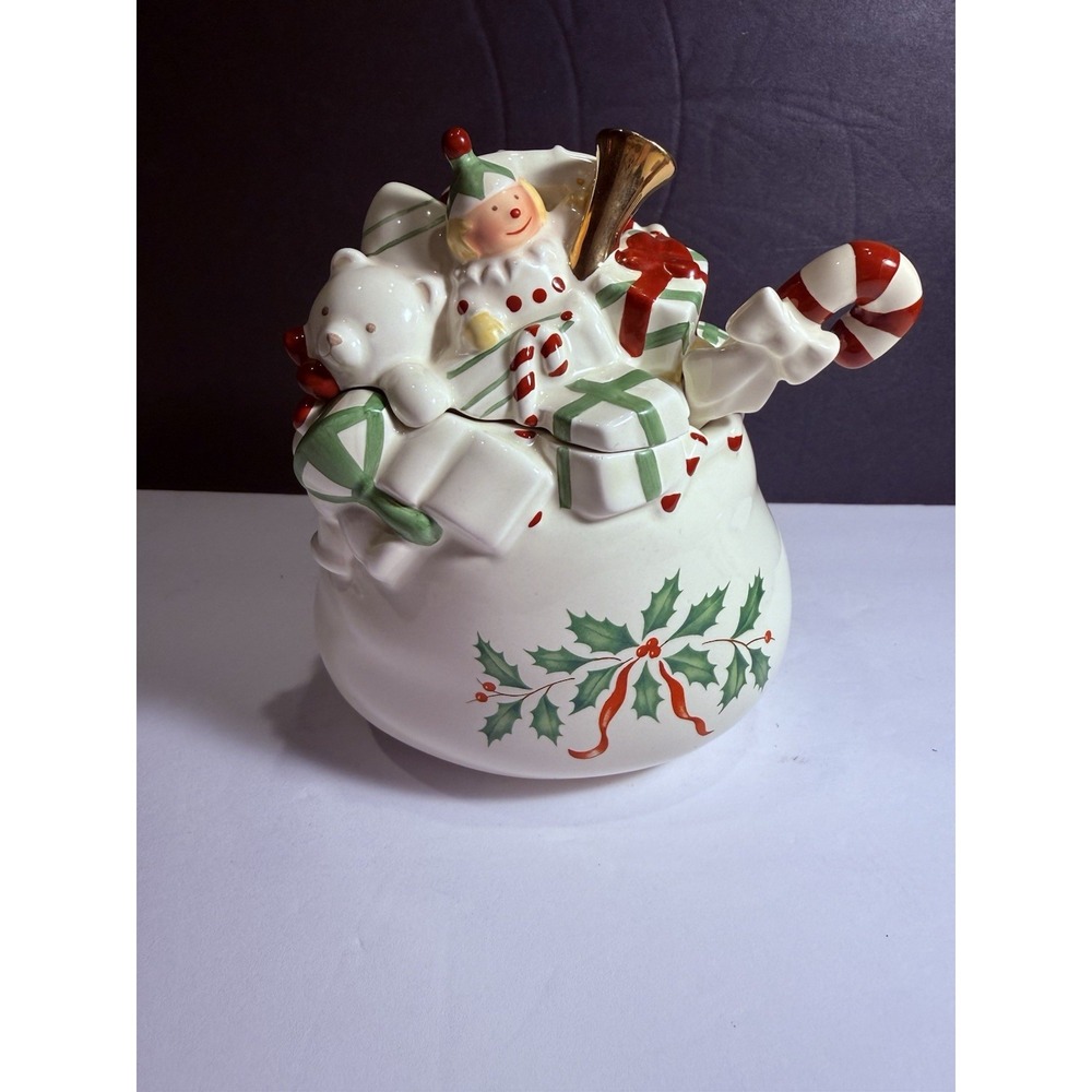 Lenox Holiday Santa Collection Christmas Sugar Bowl w Lid & Spoon